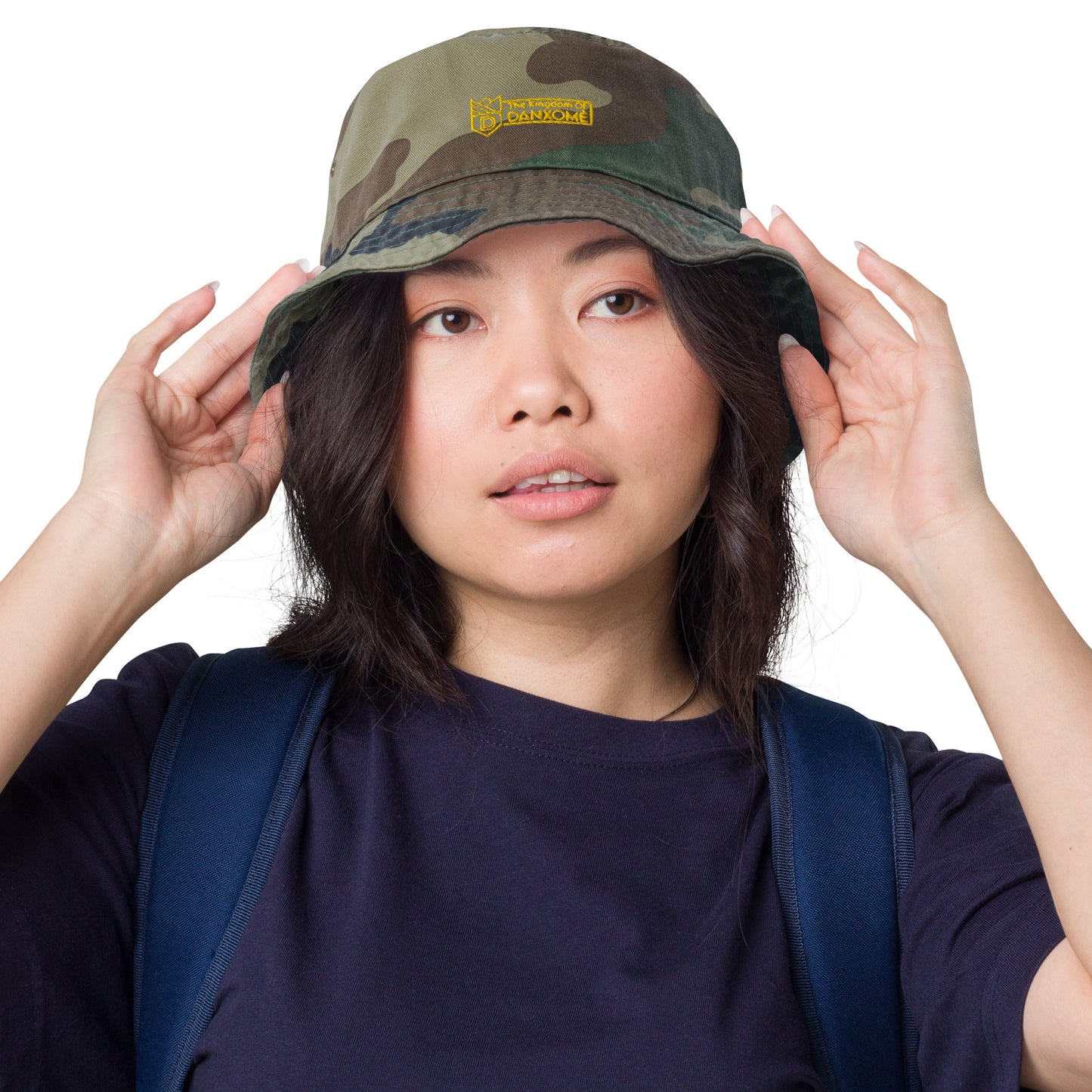 Fashion bucket hat